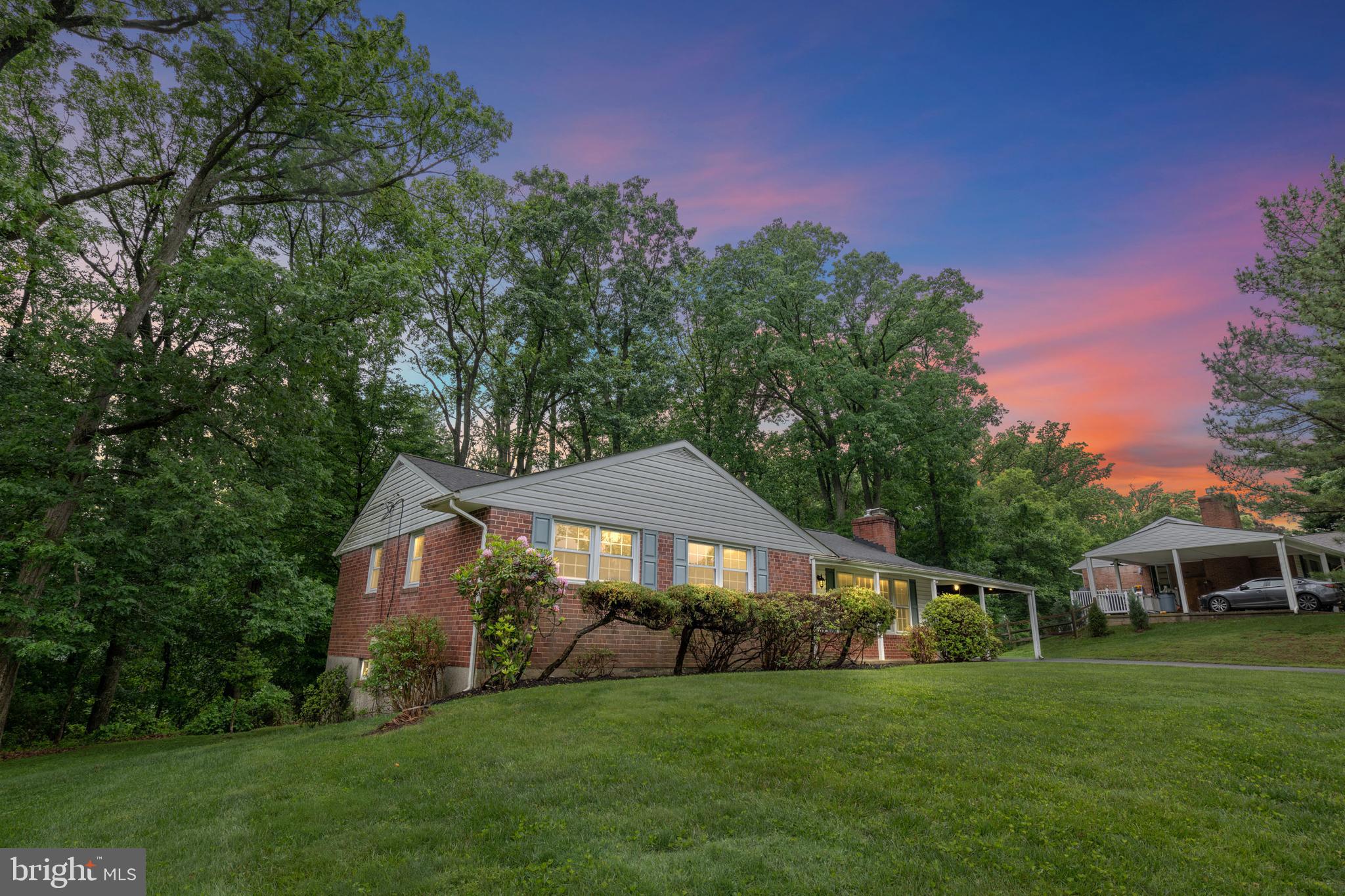 9 DEER PASS COURT