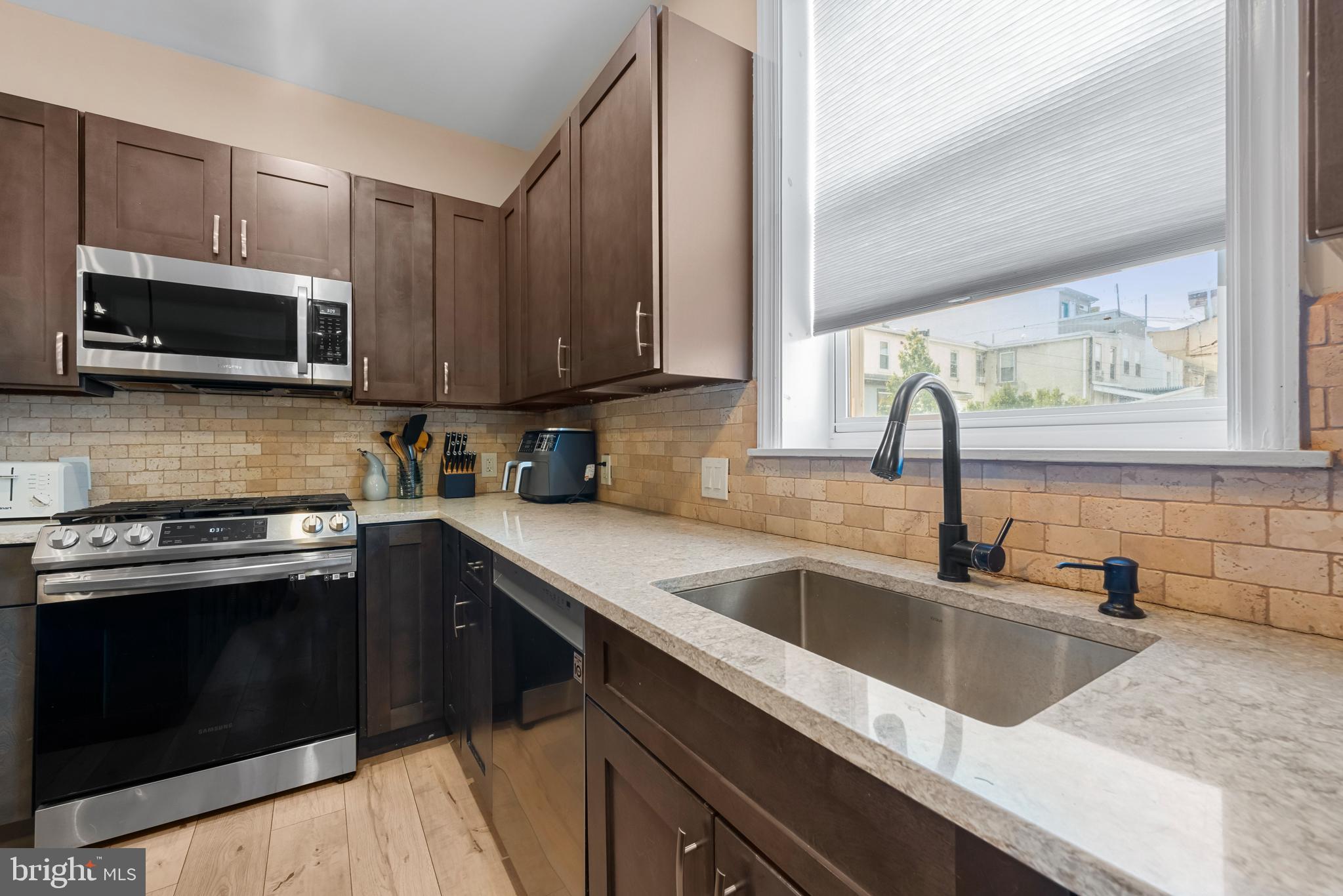 MANAYUNK - Residential