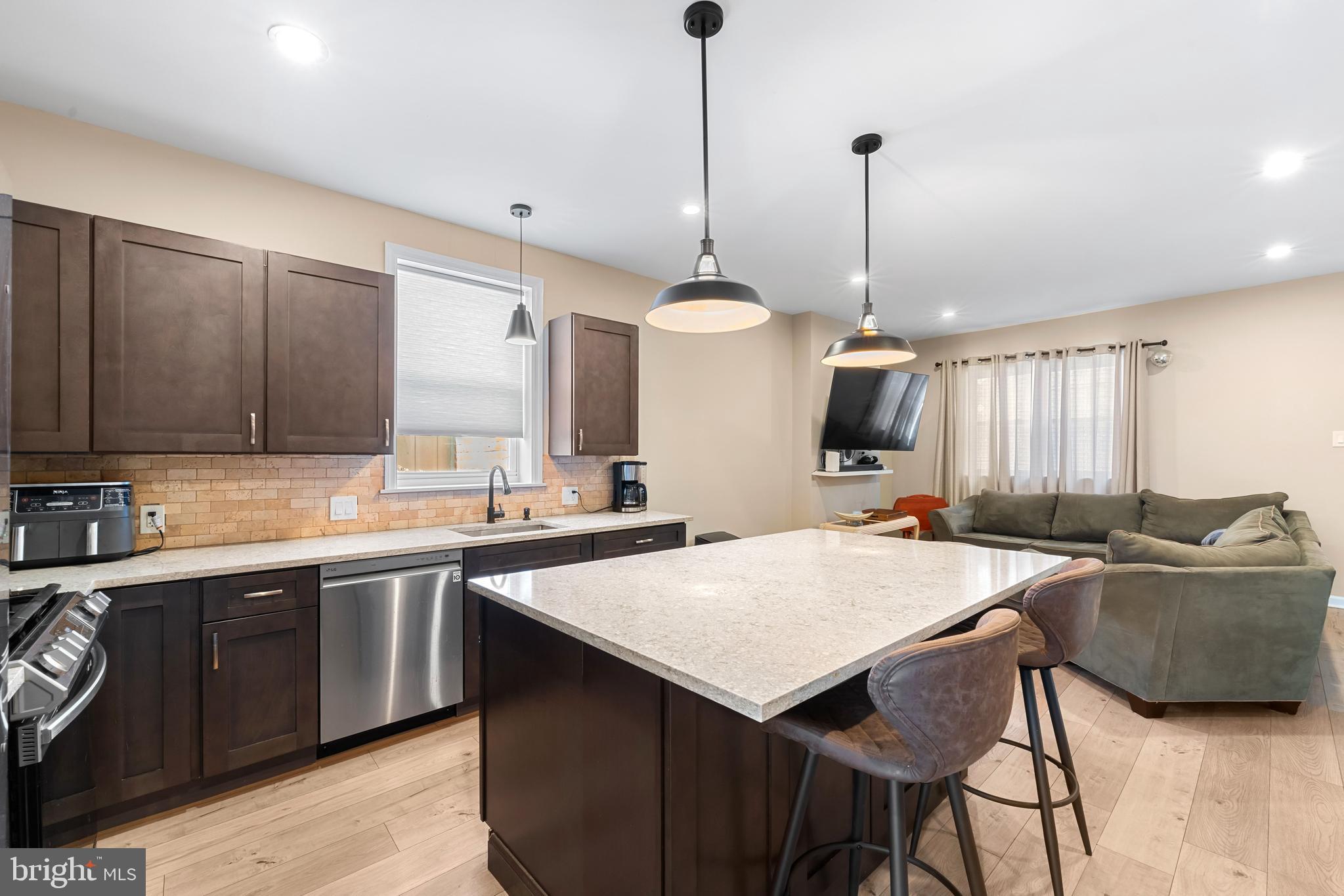 MANAYUNK - Residential