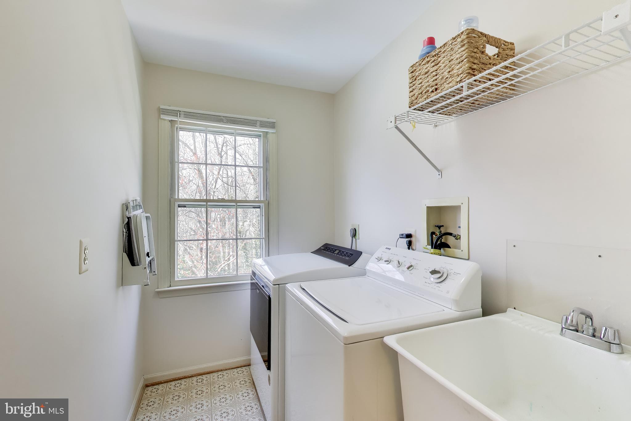 GEORGE MASON FOREST - Residential