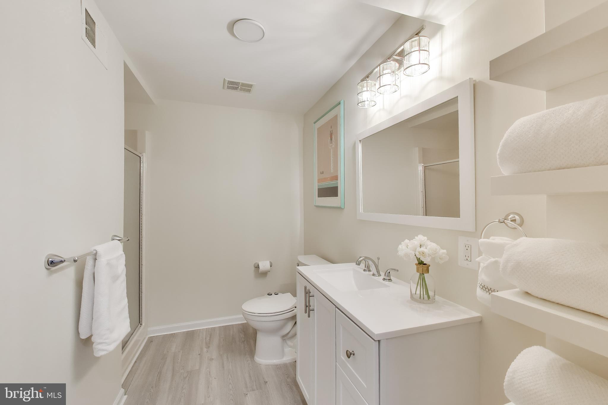 GEORGE MASON FOREST - Residential