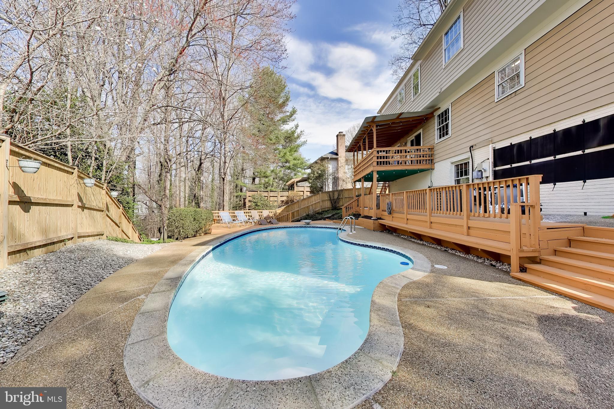 GEORGE MASON FOREST - Residential