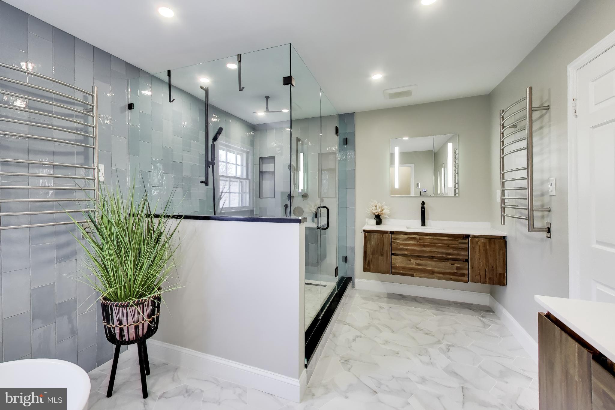 GEORGE MASON FOREST - Residential