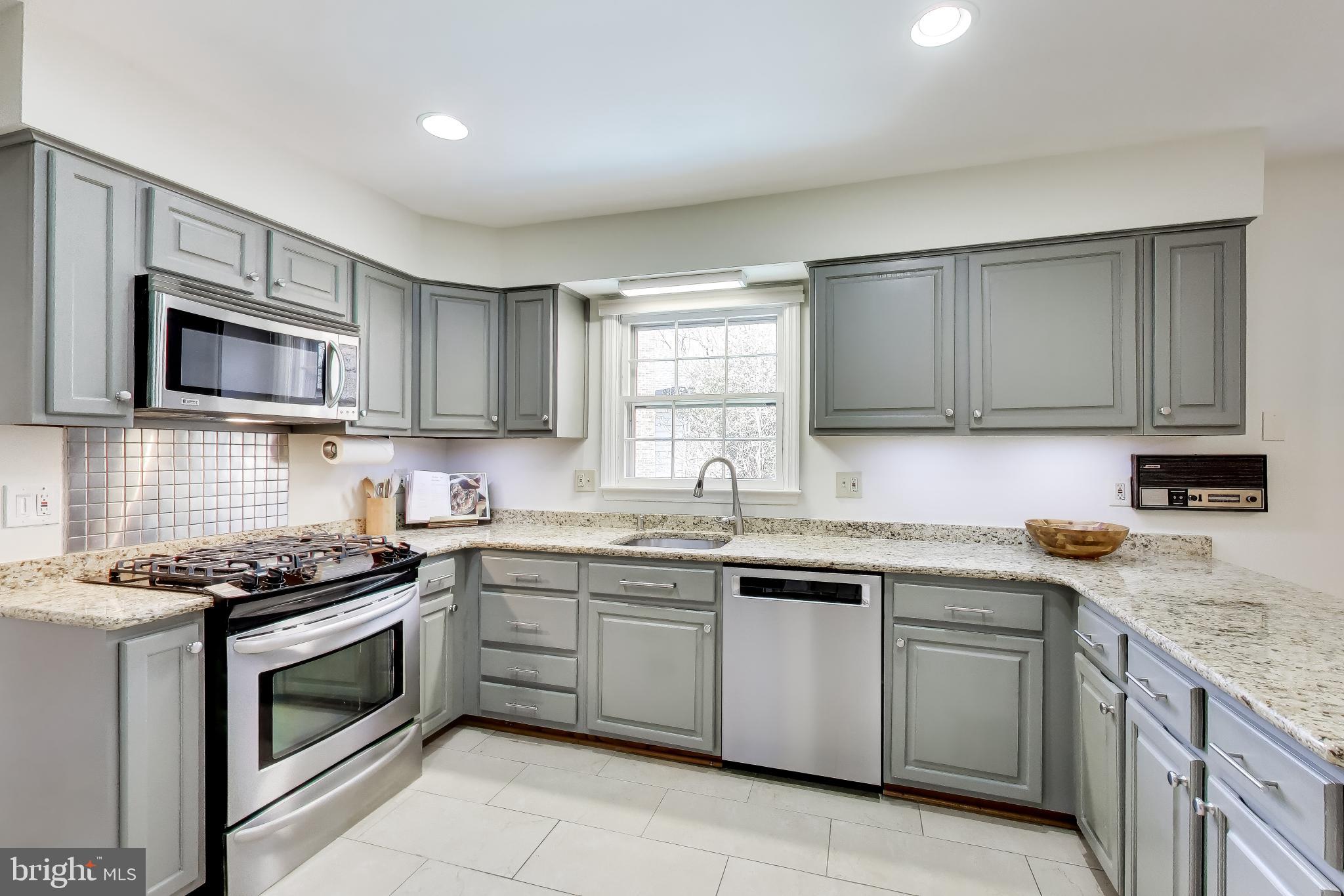 GEORGE MASON FOREST - Residential