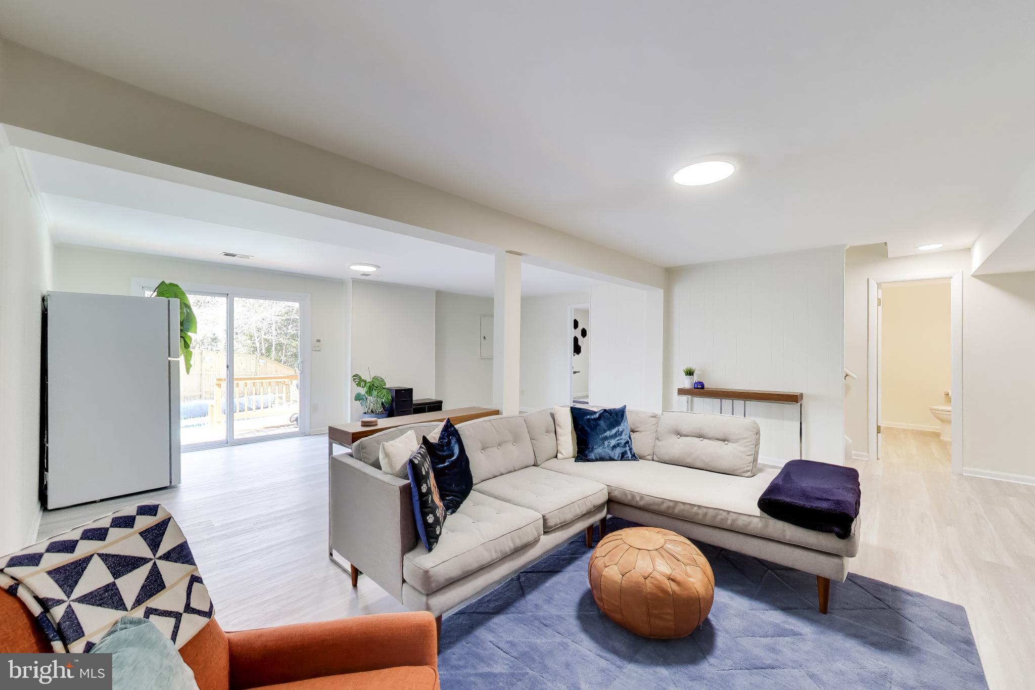 GEORGE MASON FOREST - Residential