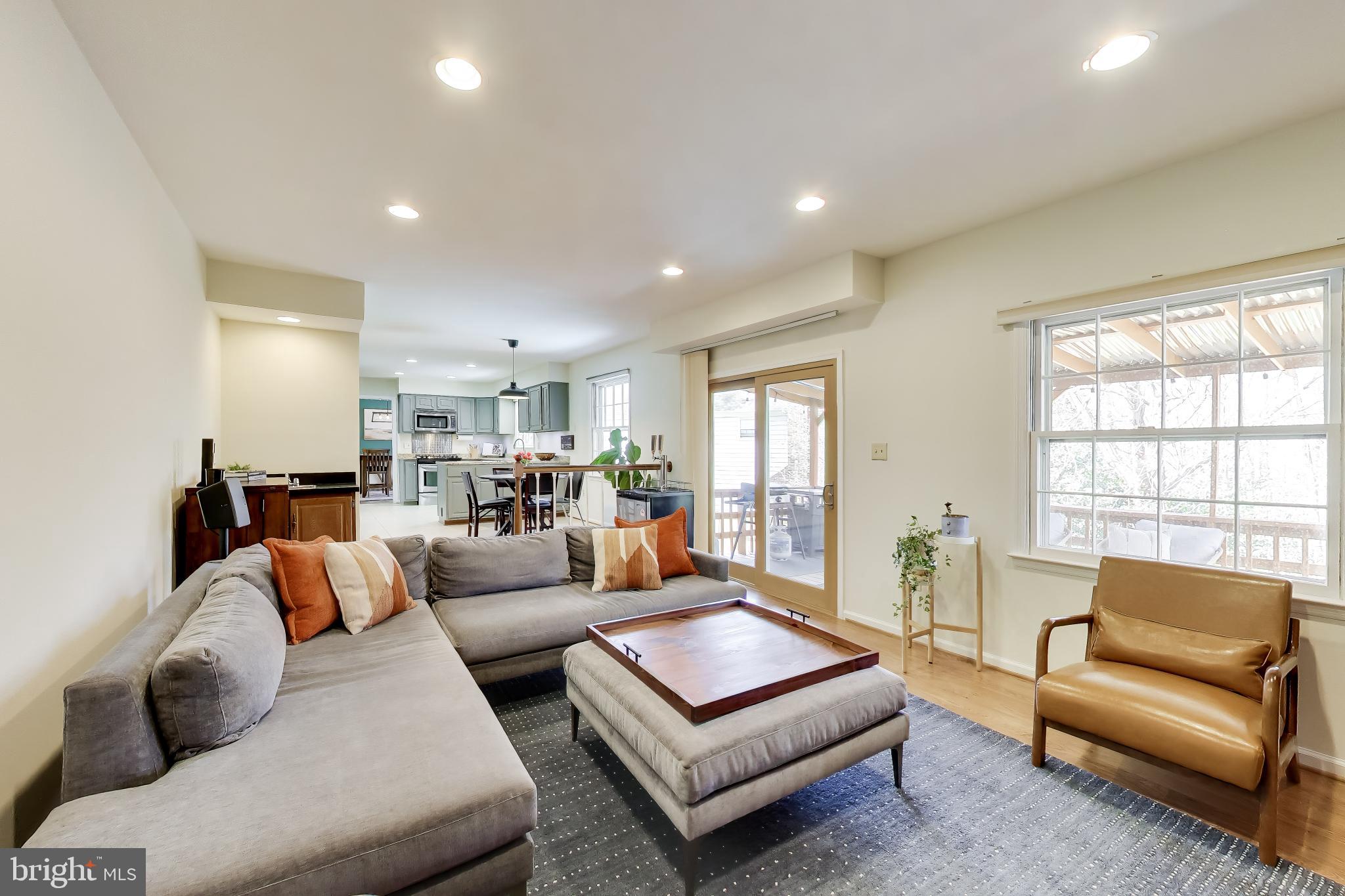 GEORGE MASON FOREST - Residential