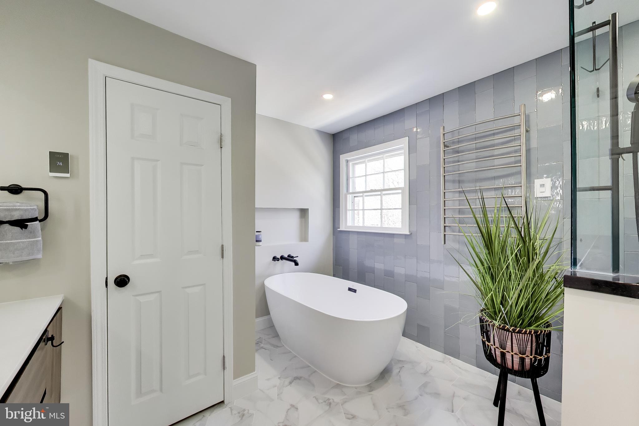 GEORGE MASON FOREST - Residential