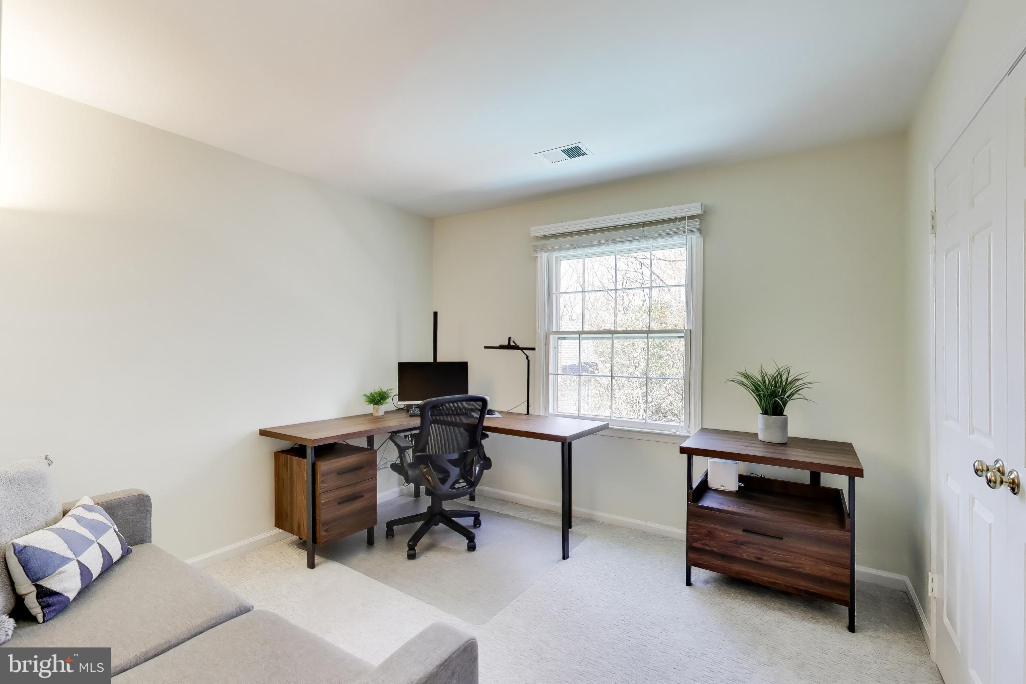 GEORGE MASON FOREST - Residential