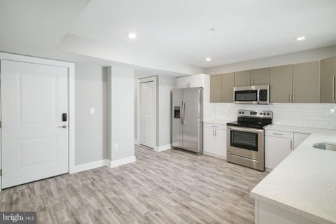 Homes For Rent - 1443 N 8th Street #3<br/> PHILADELPHIA, PA 19122