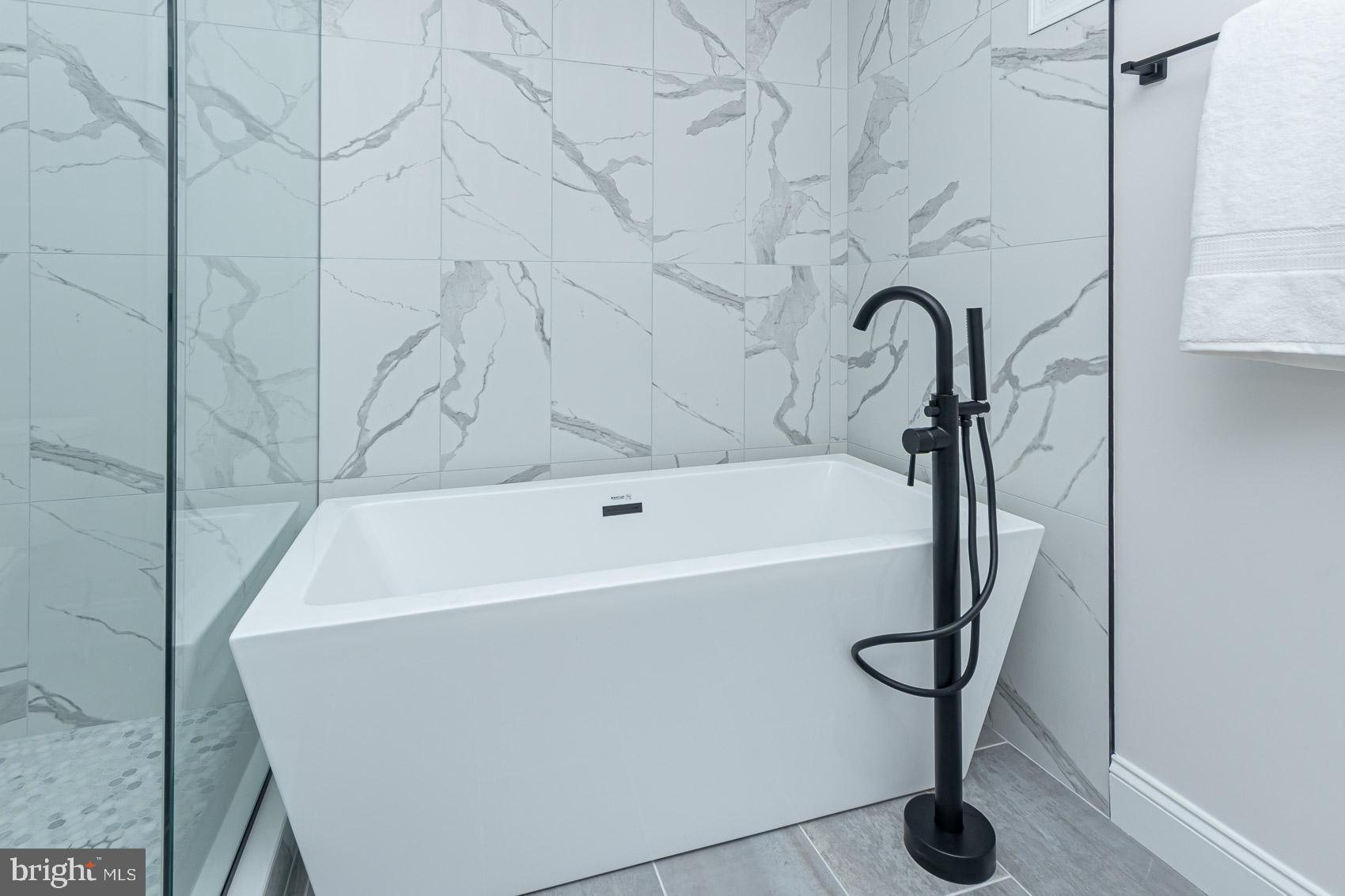 BACK RIVER HIGHLANDS - Residential