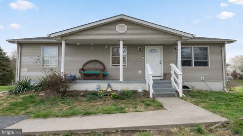 Photo of 176 Elementary Drive, MARTINSBURG, WV 25404 (MLS # WVBE2050484)