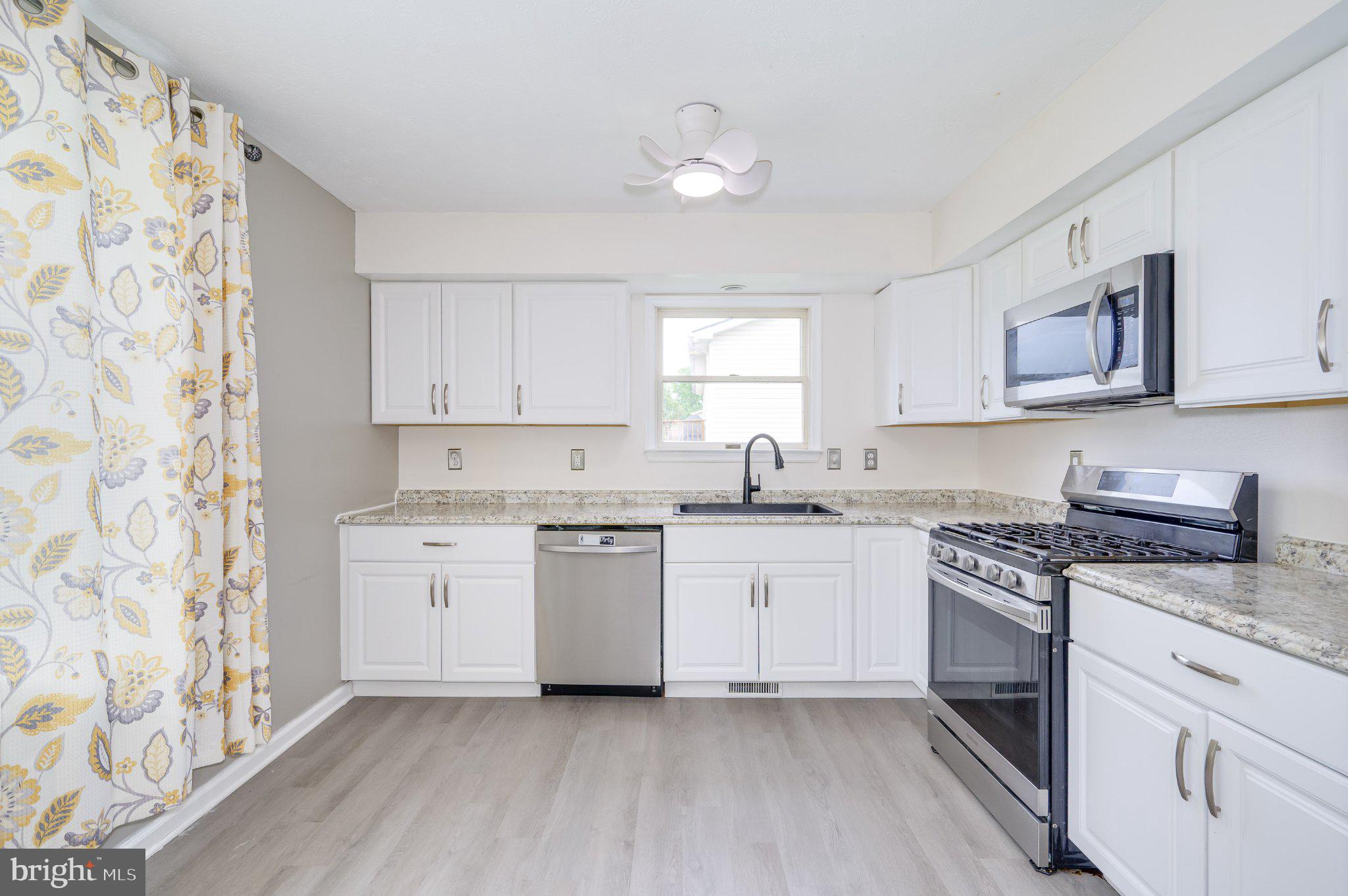 OPEQUON MEADOWS - Residential