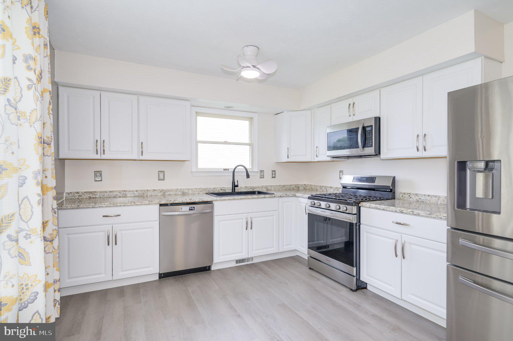 OPEQUON MEADOWS - Residential
