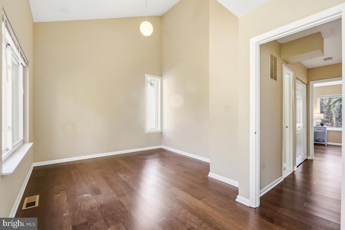 VILLAGE OF HARPERS CHOICE - Residential