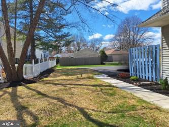 LANSDALE - Residential