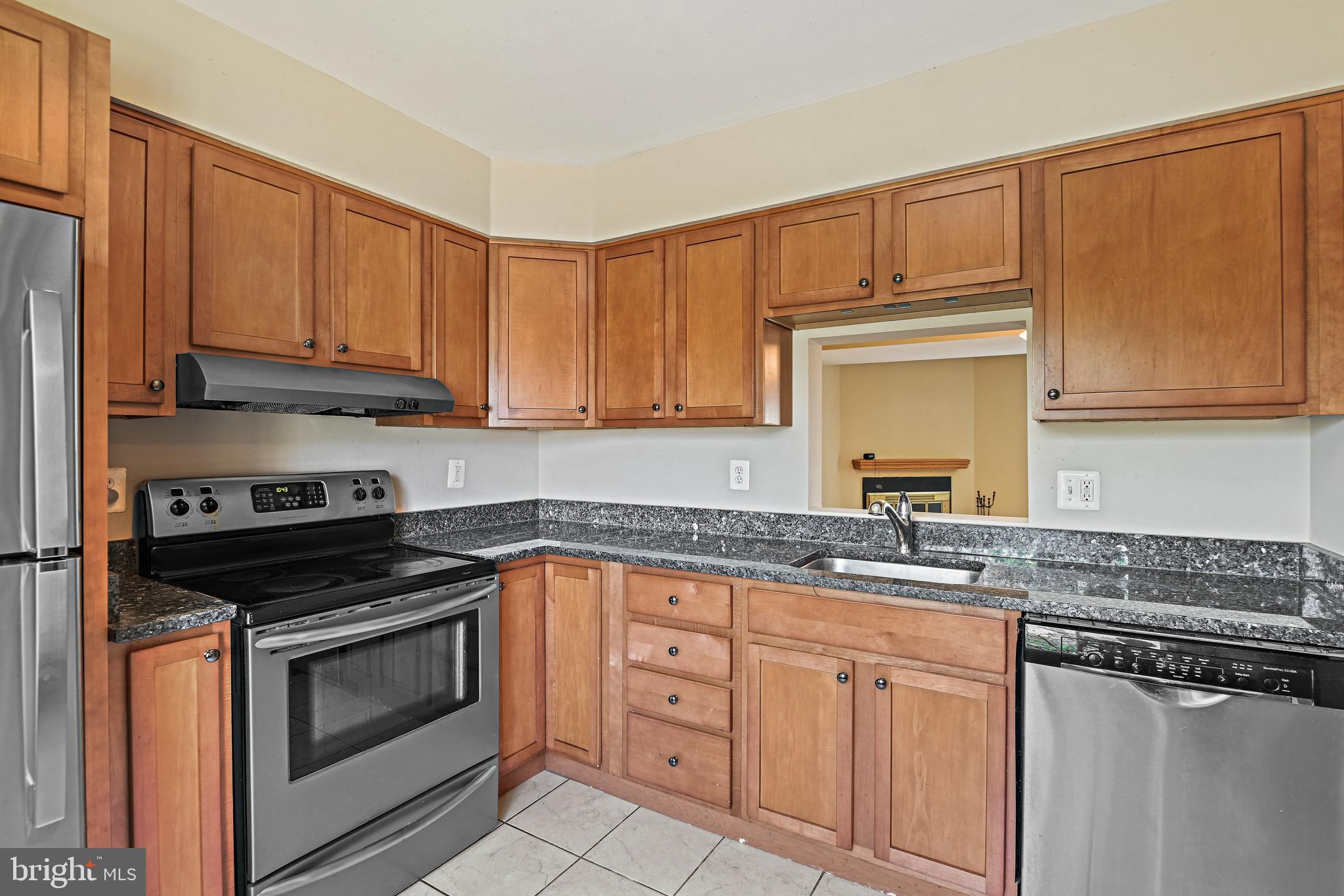 REFLECTION LAKE - Residential