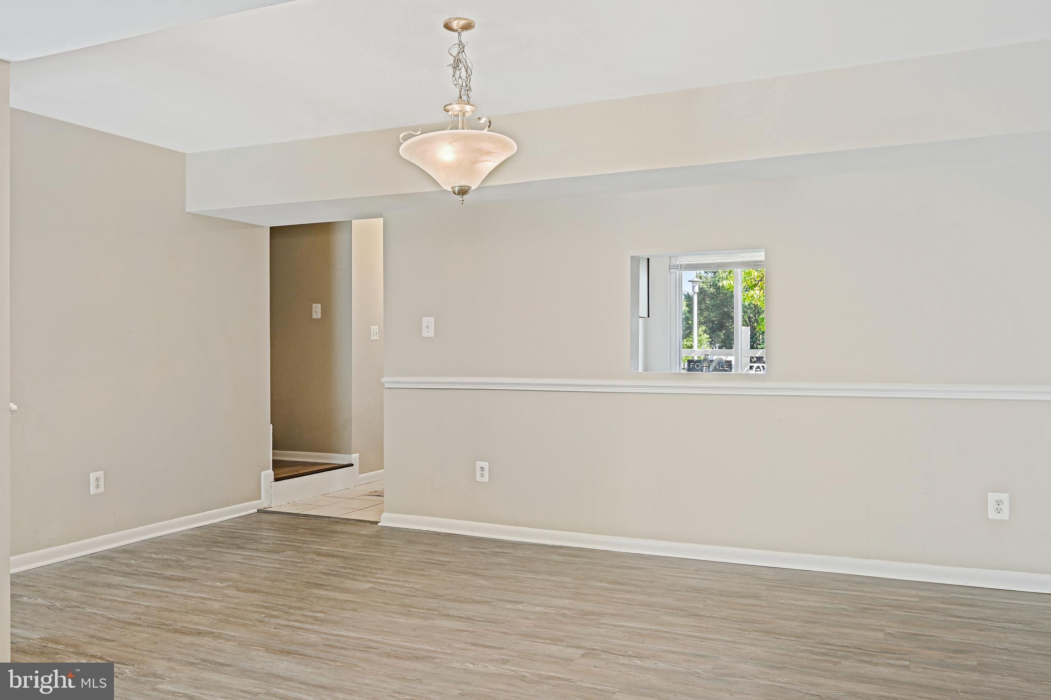 REFLECTION LAKE - Residential