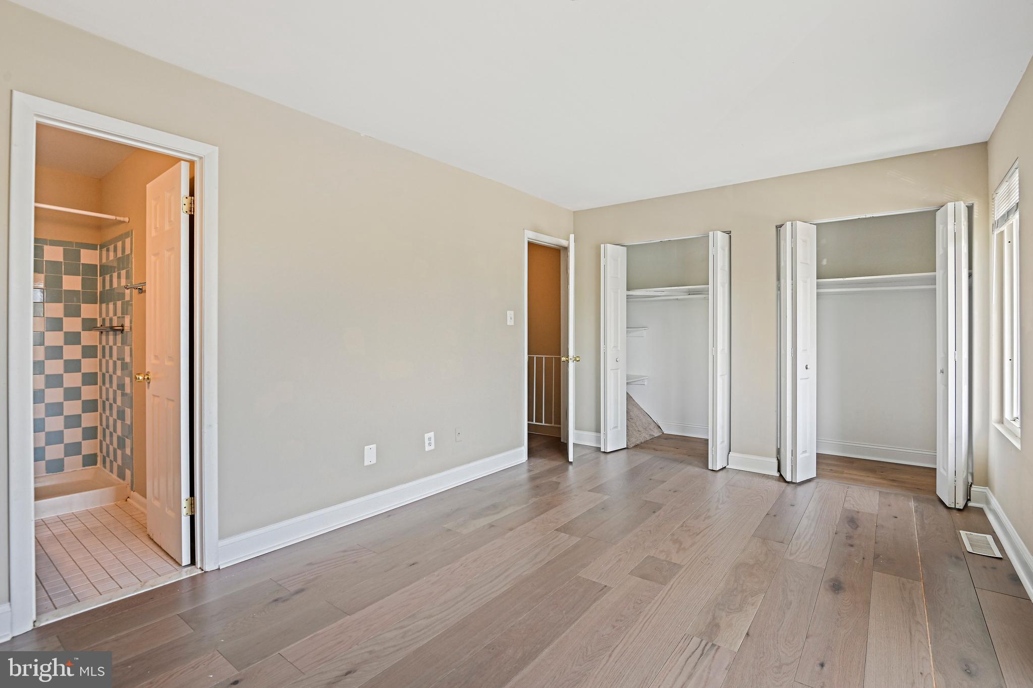 REFLECTION LAKE - Residential