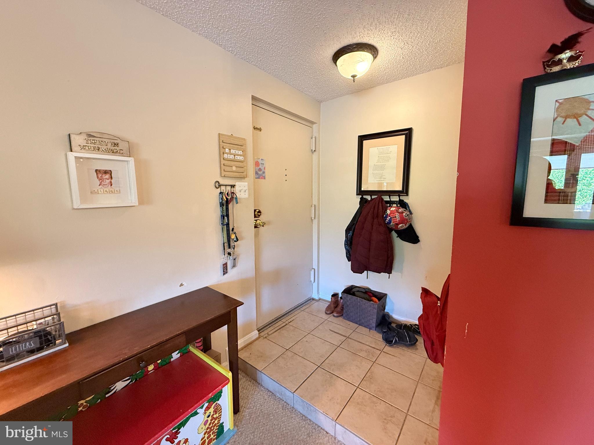 VISTAS OF VIENNA CONDOMINIUMS - Residential