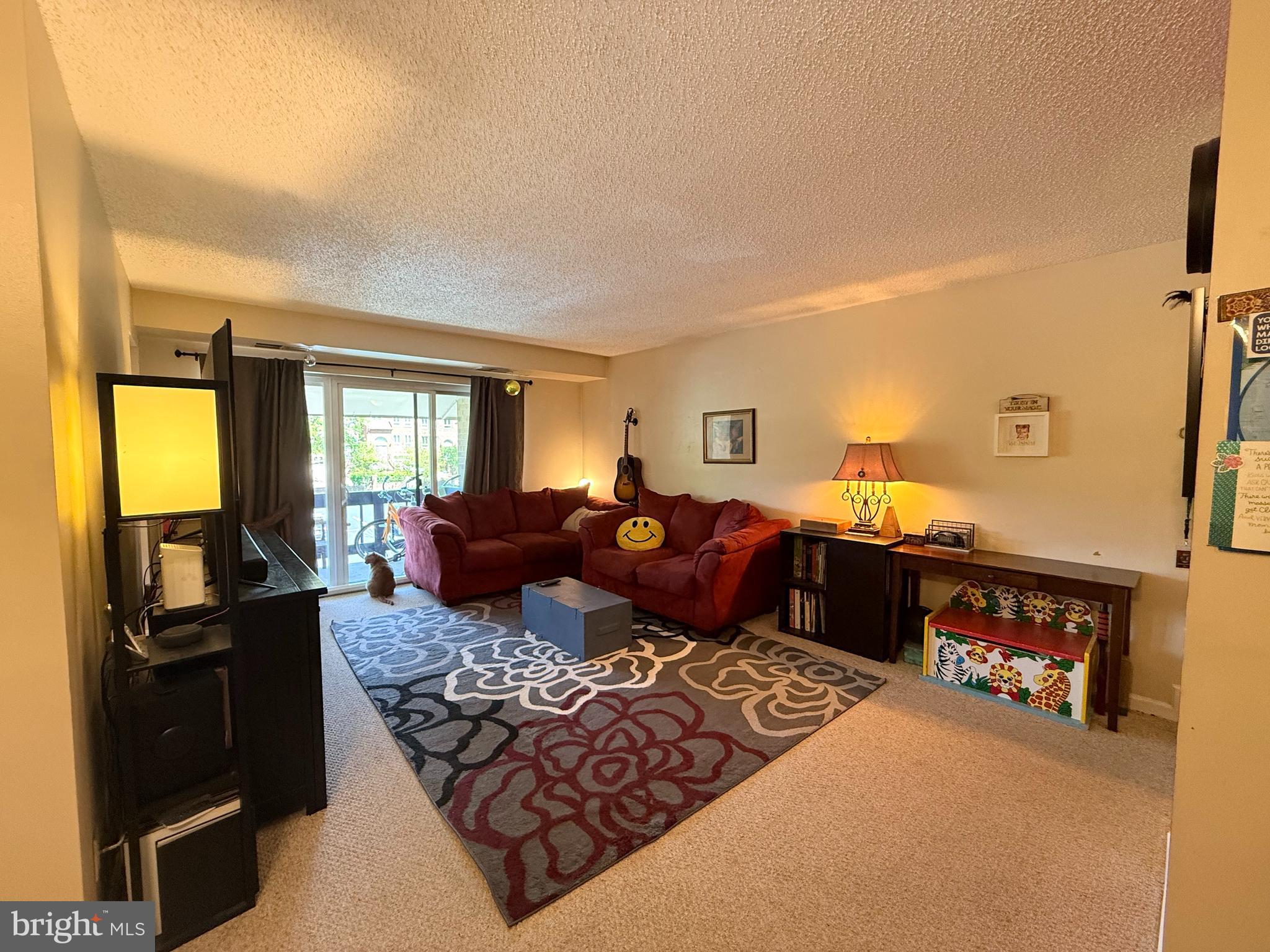 VISTAS OF VIENNA CONDOMINIUMS - Residential