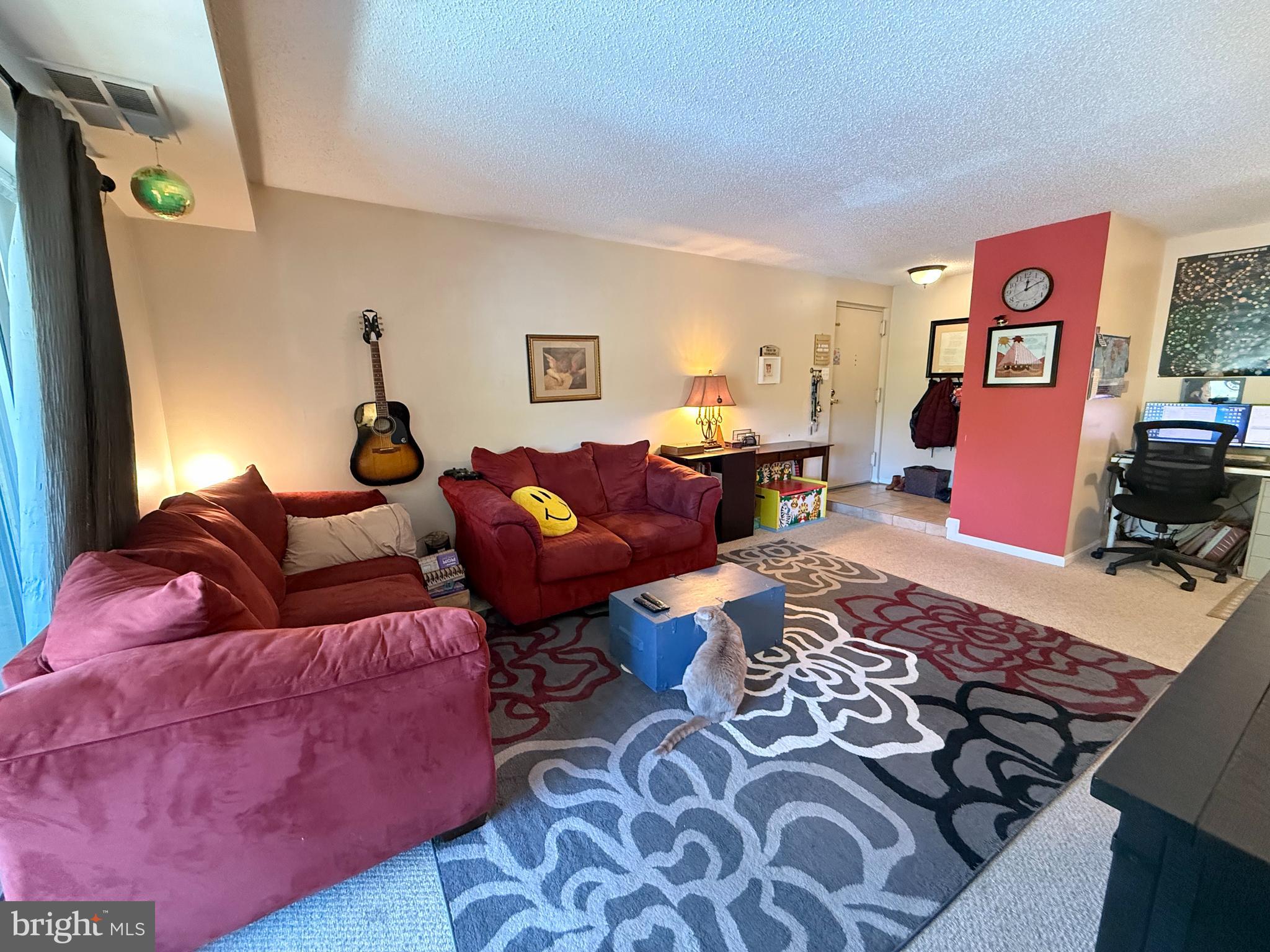 VISTAS OF VIENNA CONDOMINIUMS - Residential