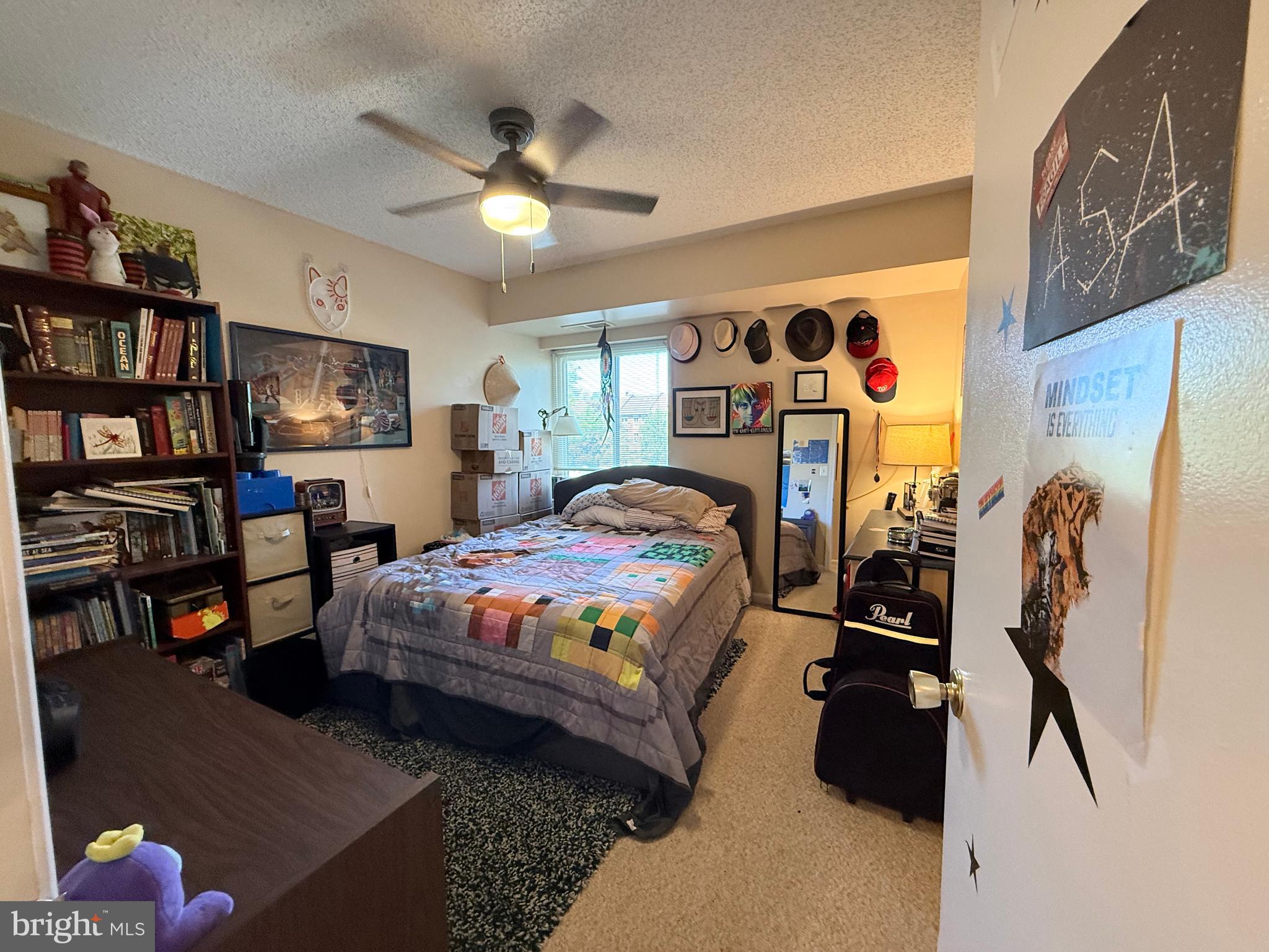 VISTAS OF VIENNA CONDOMINIUMS - Residential