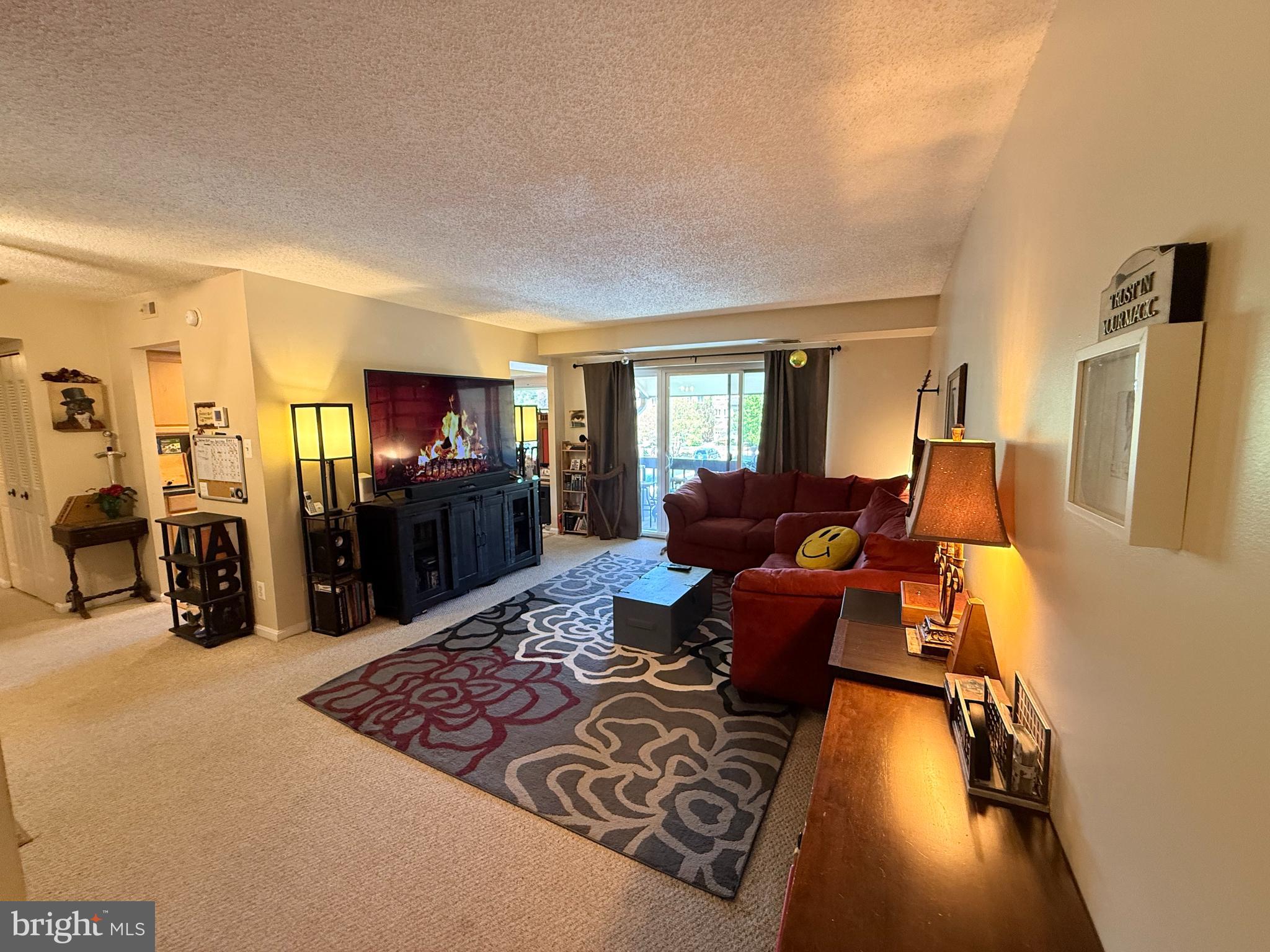 VISTAS OF VIENNA CONDOMINIUMS - Residential