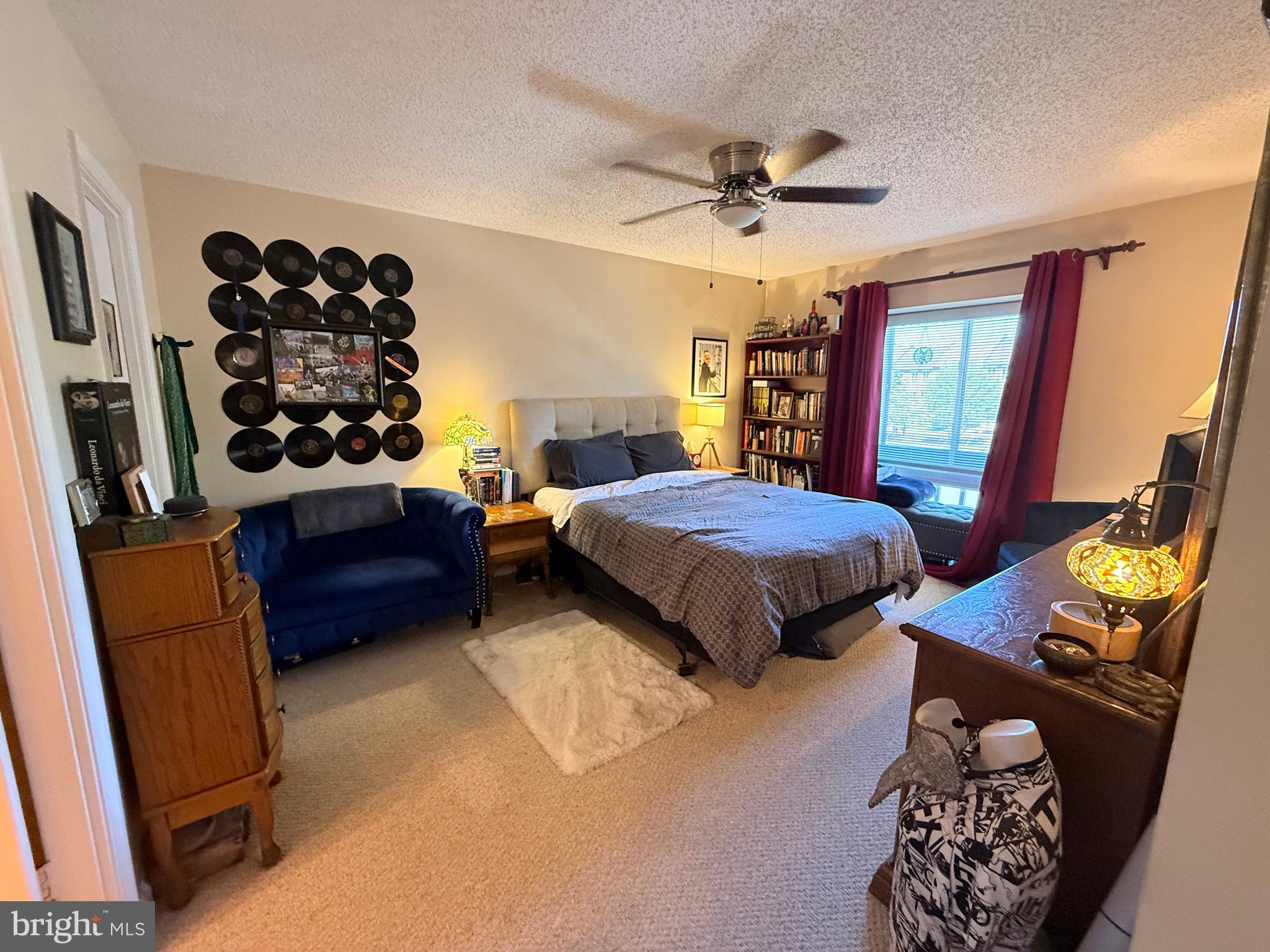 VISTAS OF VIENNA CONDOMINIUMS - Residential