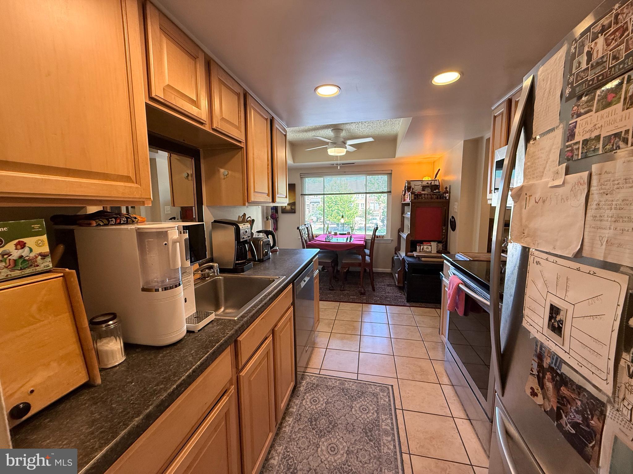 VISTAS OF VIENNA CONDOMINIUMS - Residential