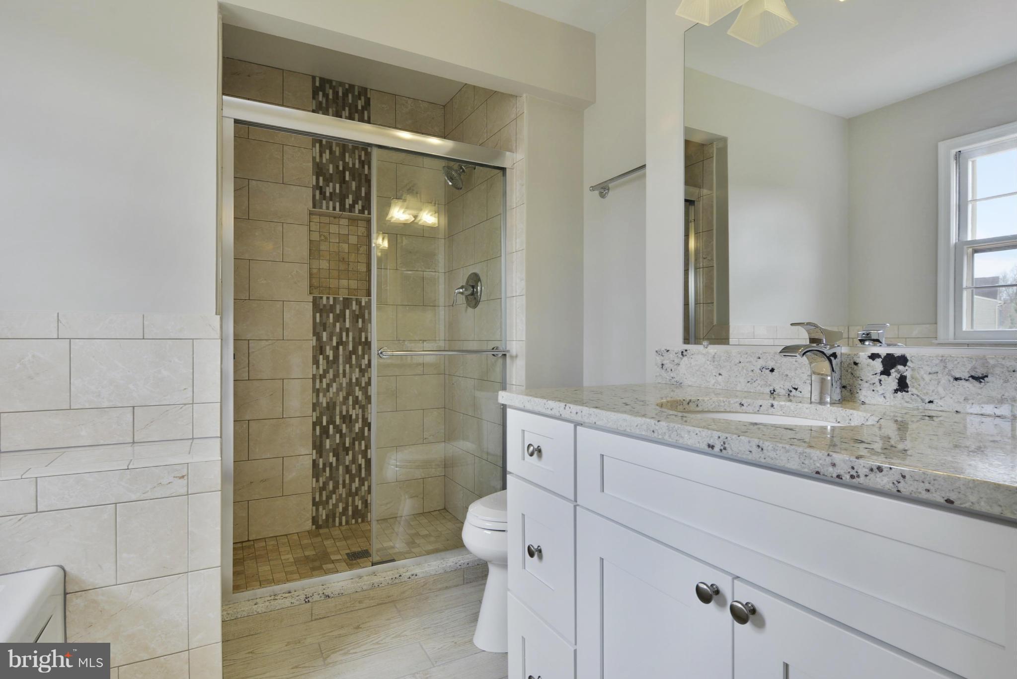 AFTON GLEN - Residential