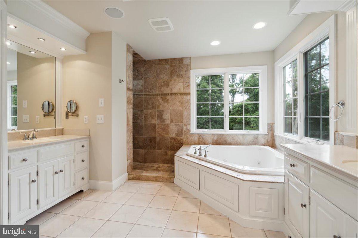 BRIARWOOD - Residential