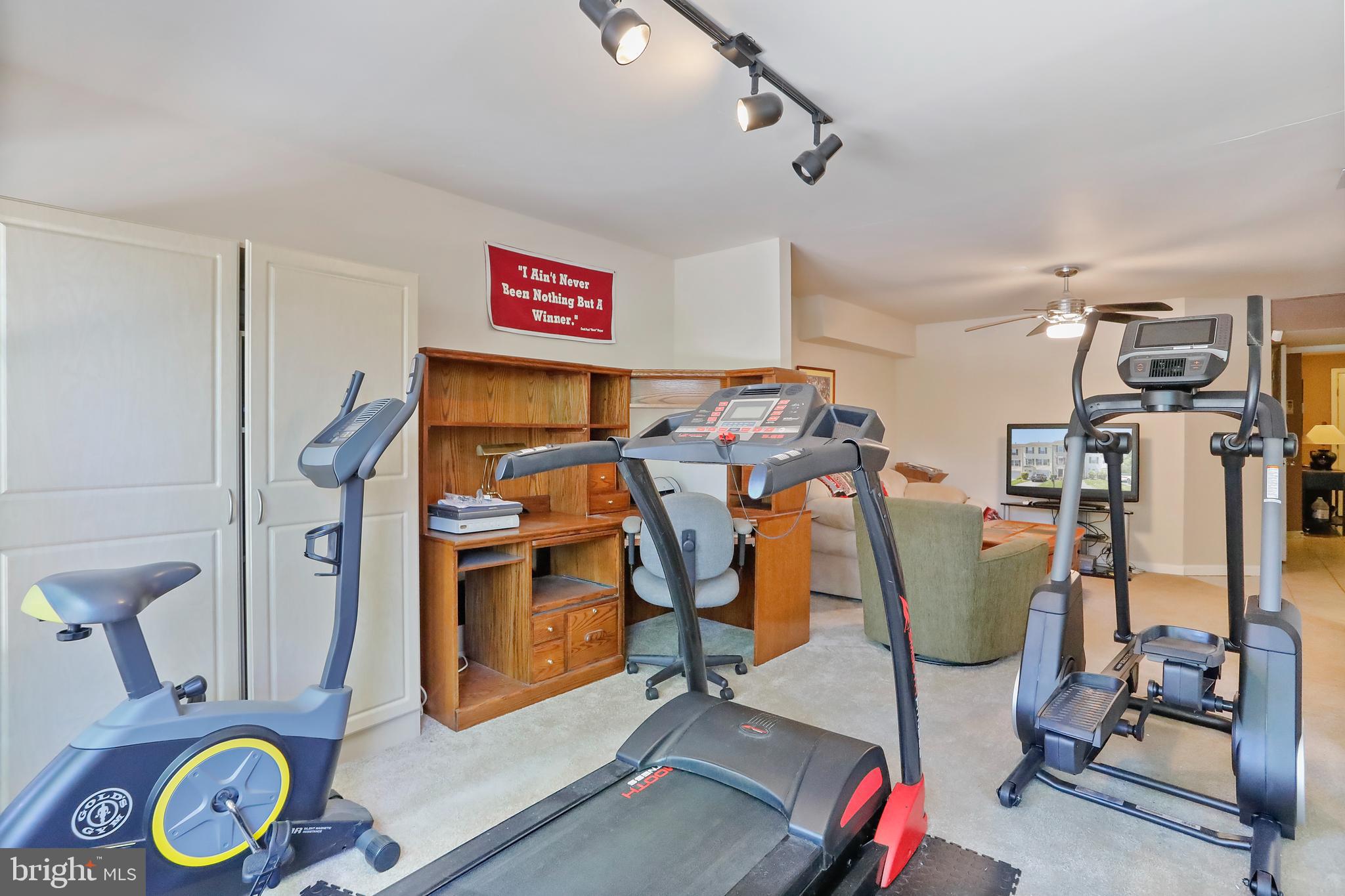 FAIRWAYS AT STONEBRIDGE - Residential