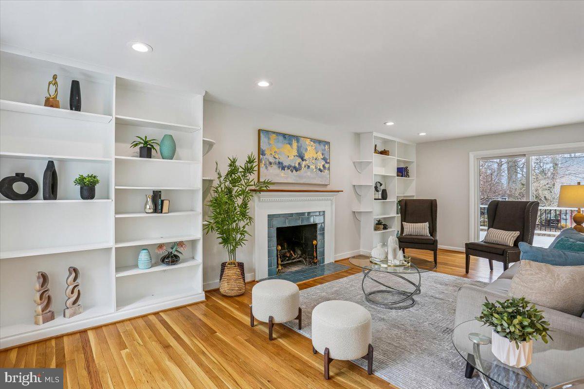 GARRETT PARK - Residential