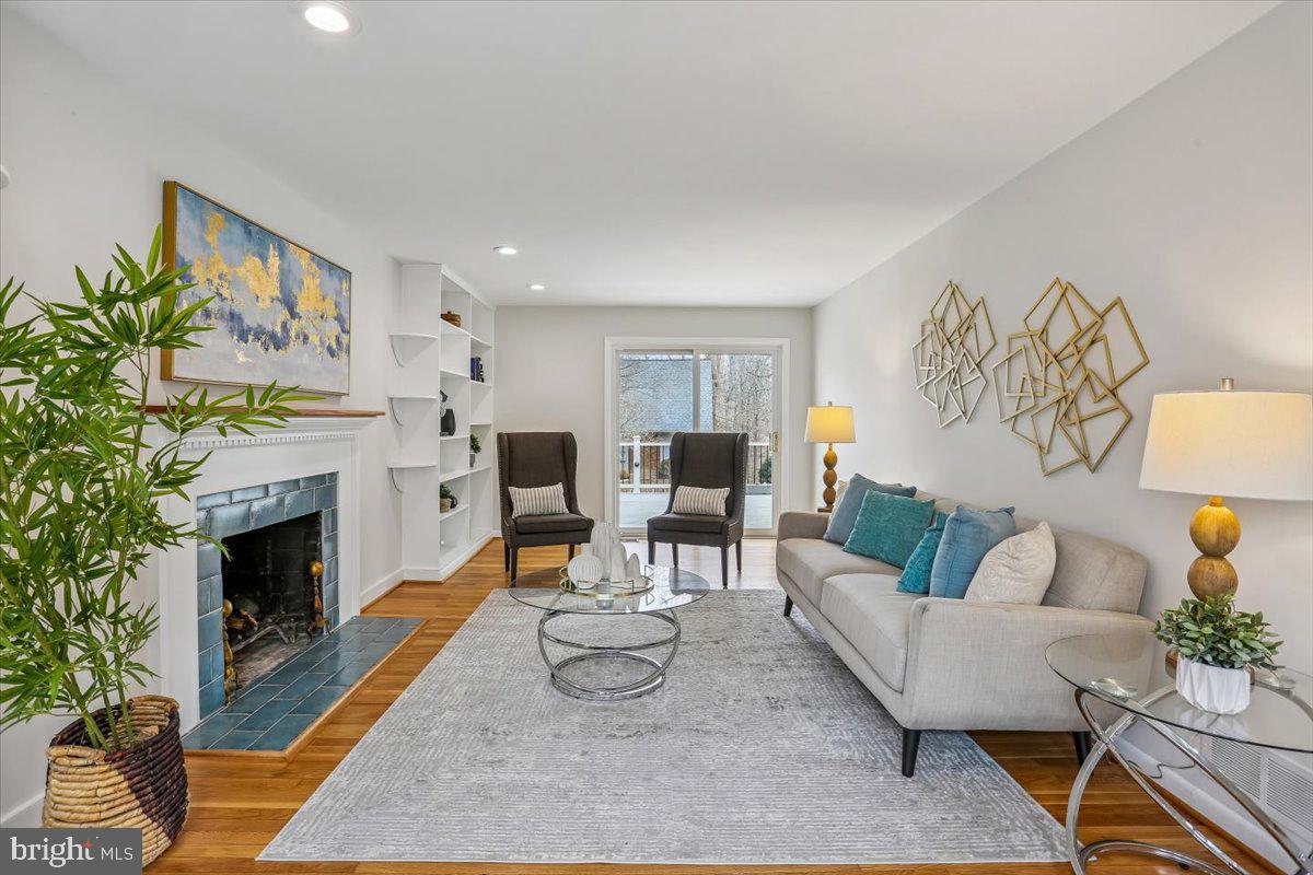 GARRETT PARK - Residential