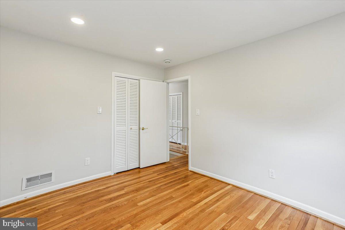 GARRETT PARK - Residential