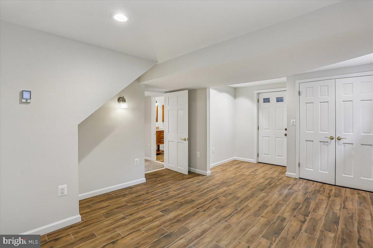 GARRETT PARK - Residential