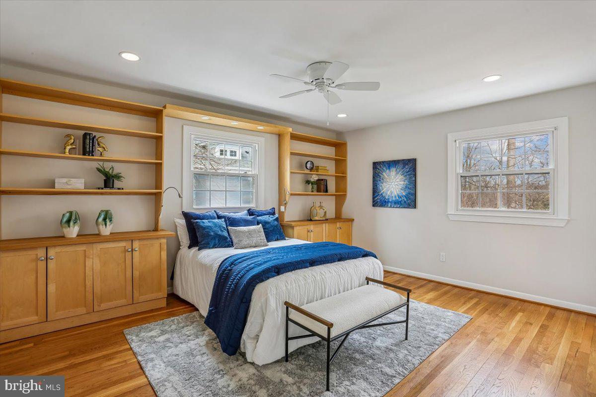 GARRETT PARK - Residential