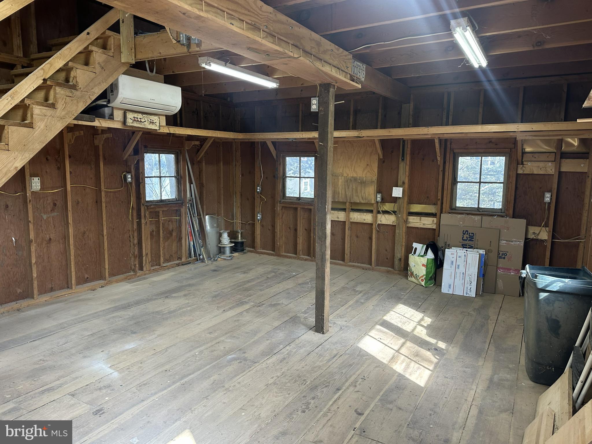 GARRETT PARK - Residential