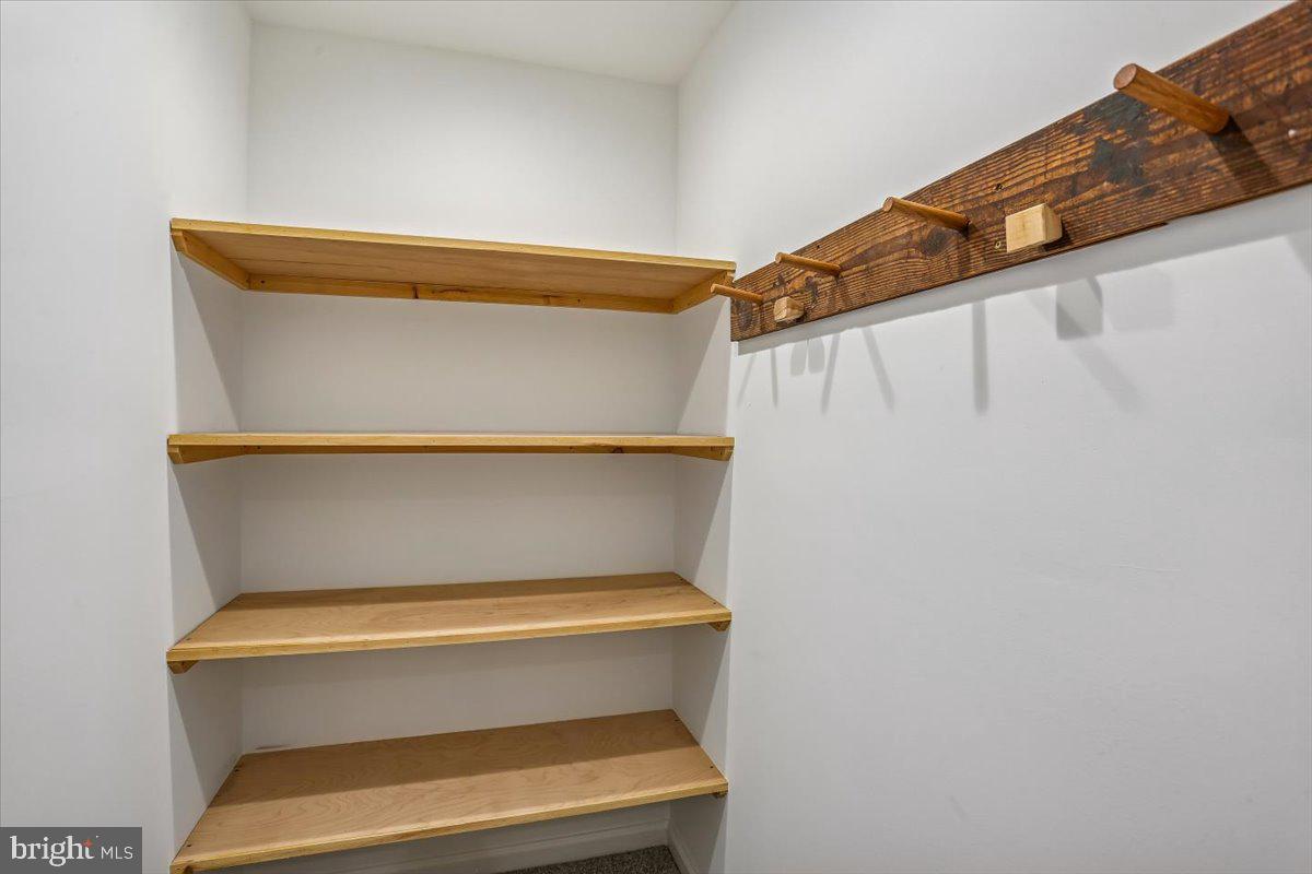 GARRETT PARK - Residential