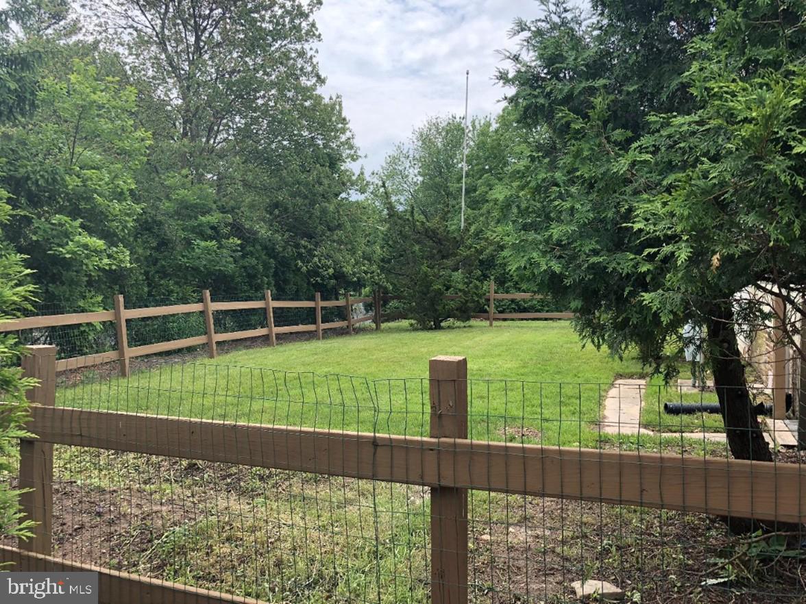 SAWYERS CREEK - Residential