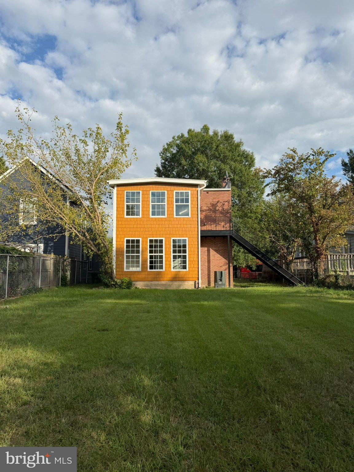 3511 MARTIN LUTHER KING JR AVENUE SE