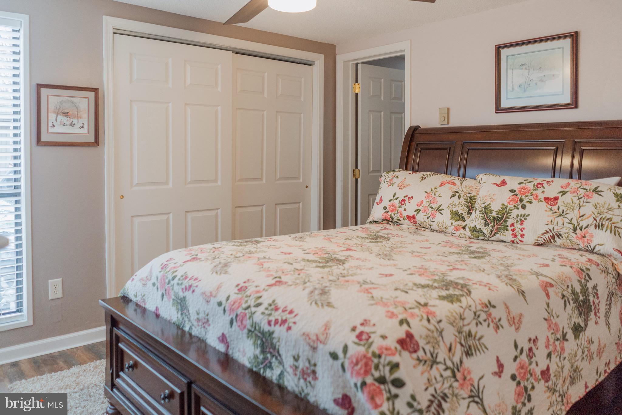 THE WOODS - Residential