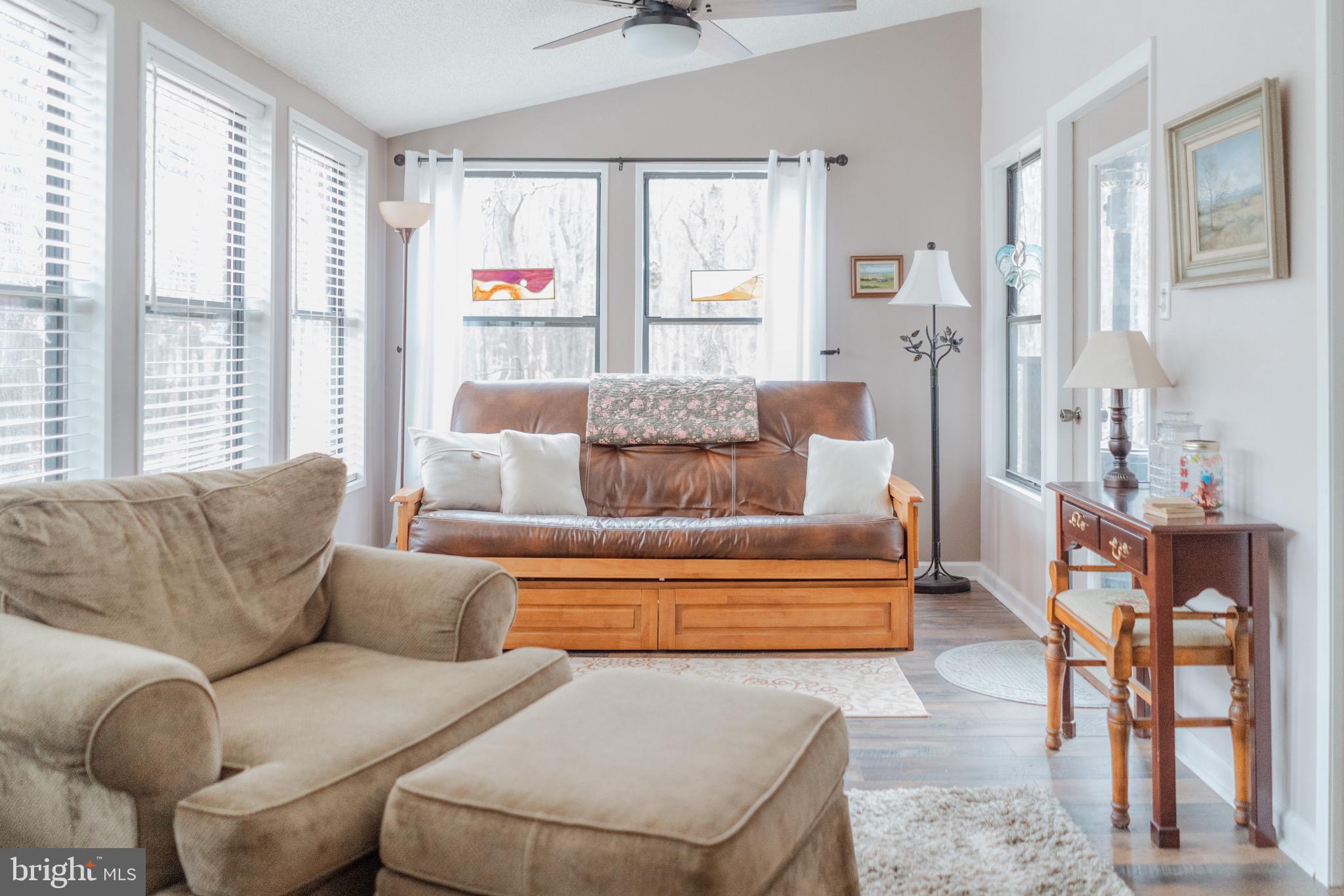 THE WOODS - Residential