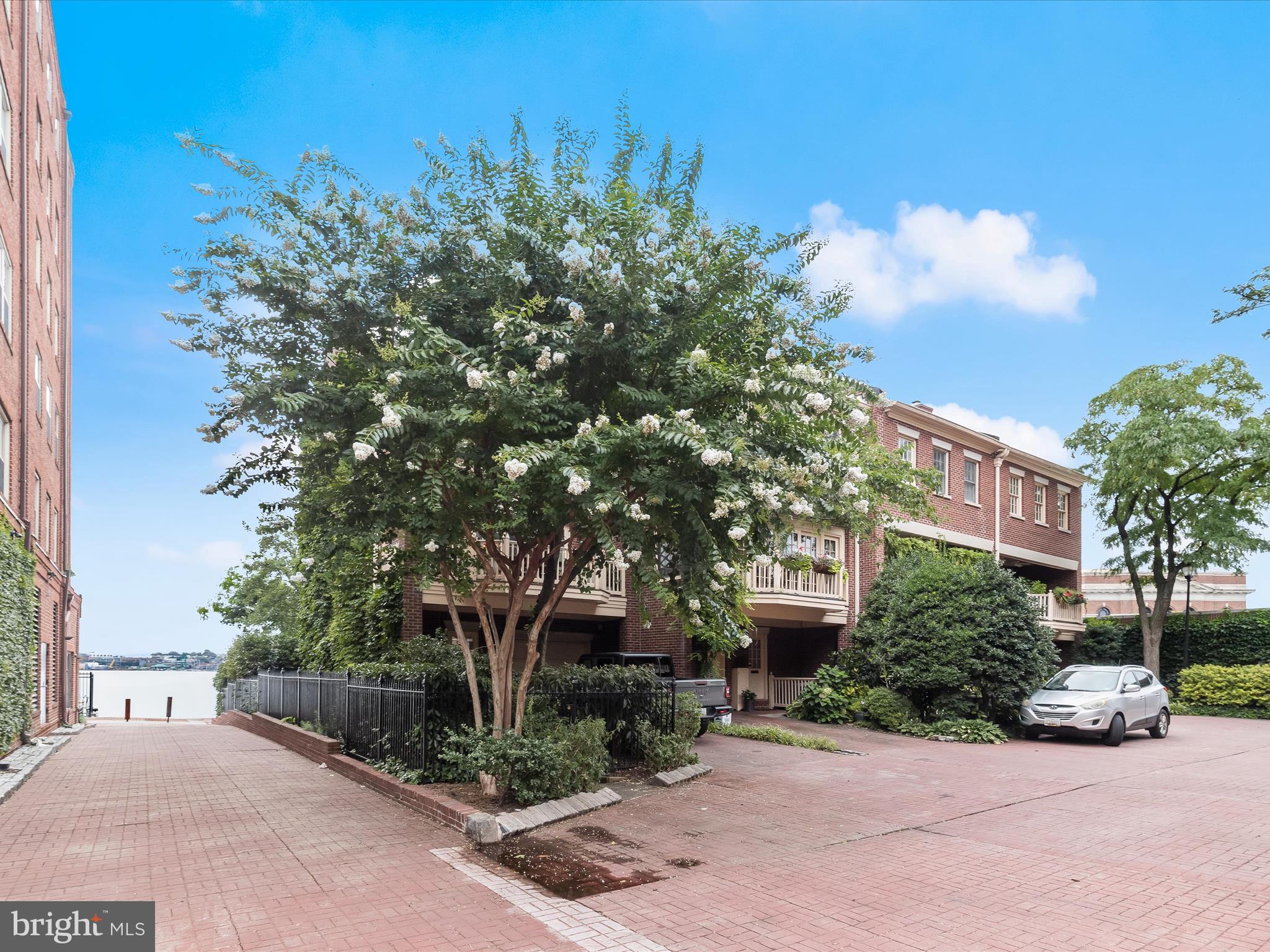 FELLS POINT HISTORIC DISTRICT - Residential