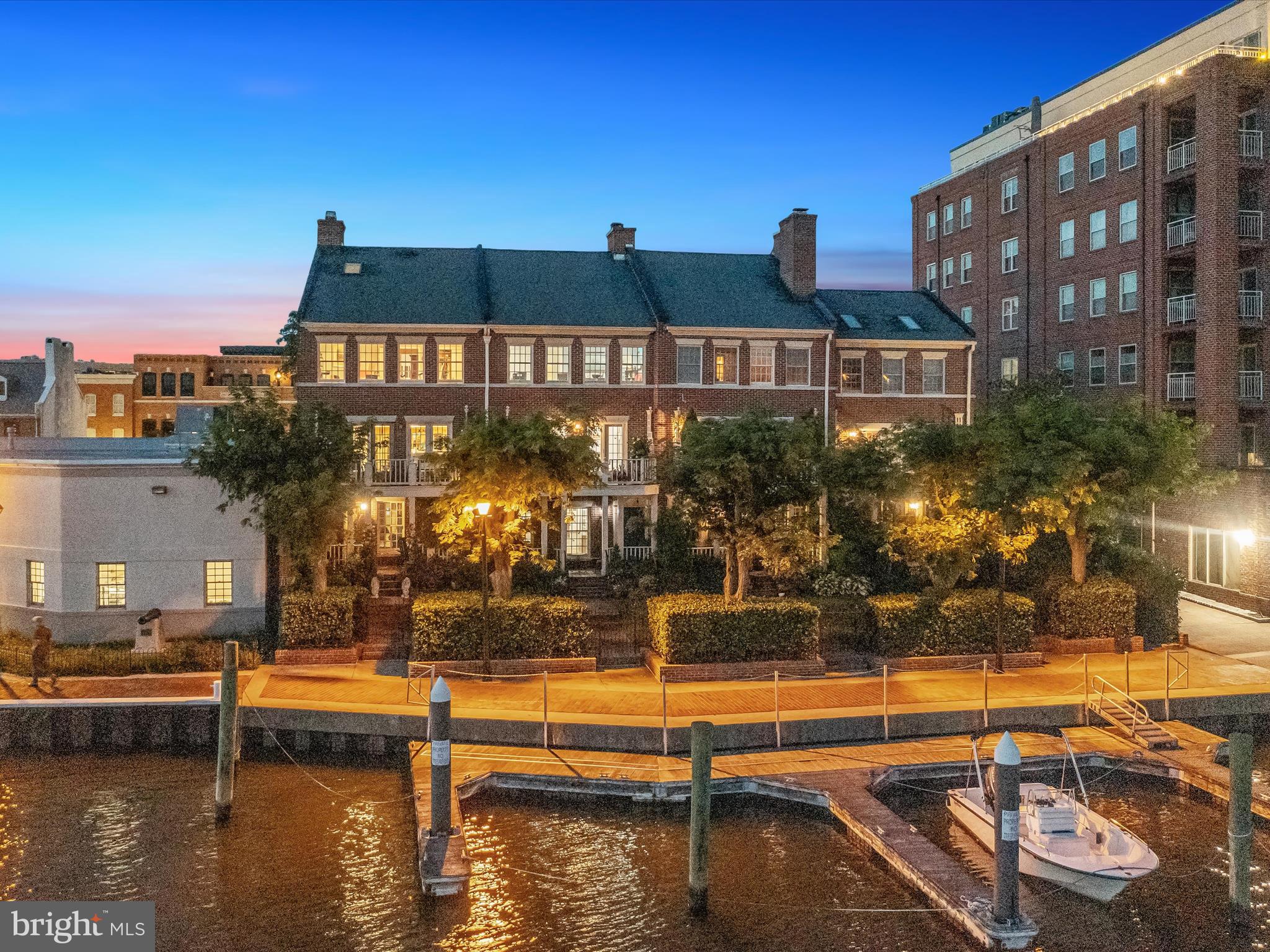 FELLS POINT HISTORIC DISTRICT - Residential