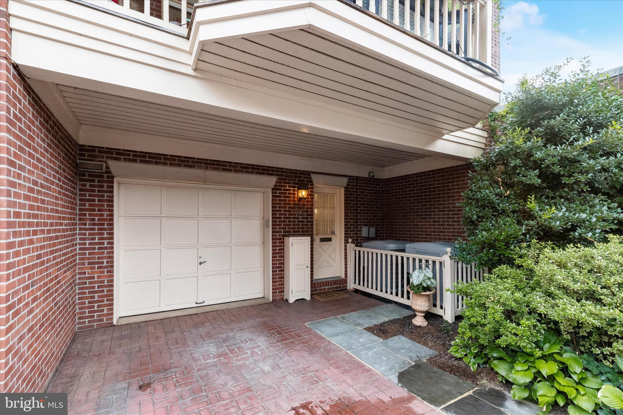 FELLS POINT HISTORIC DISTRICT - Residential