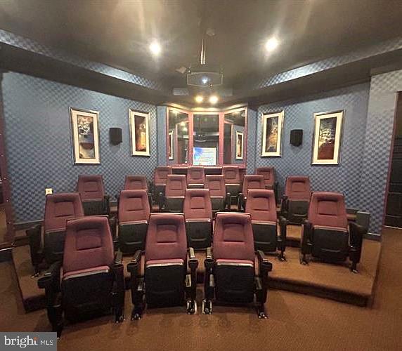 HIGH VIEW AT HUNT VALLEY - Residential