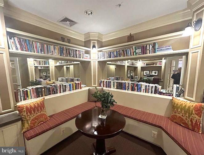 HIGH VIEW AT HUNT VALLEY - Residential