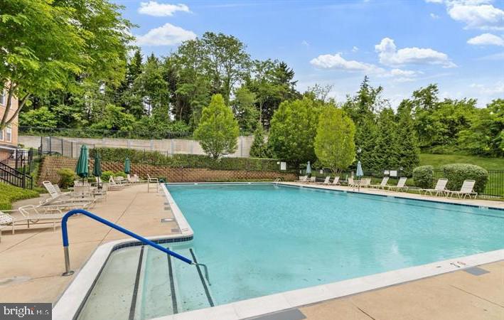 HIGH VIEW AT HUNT VALLEY - Residential