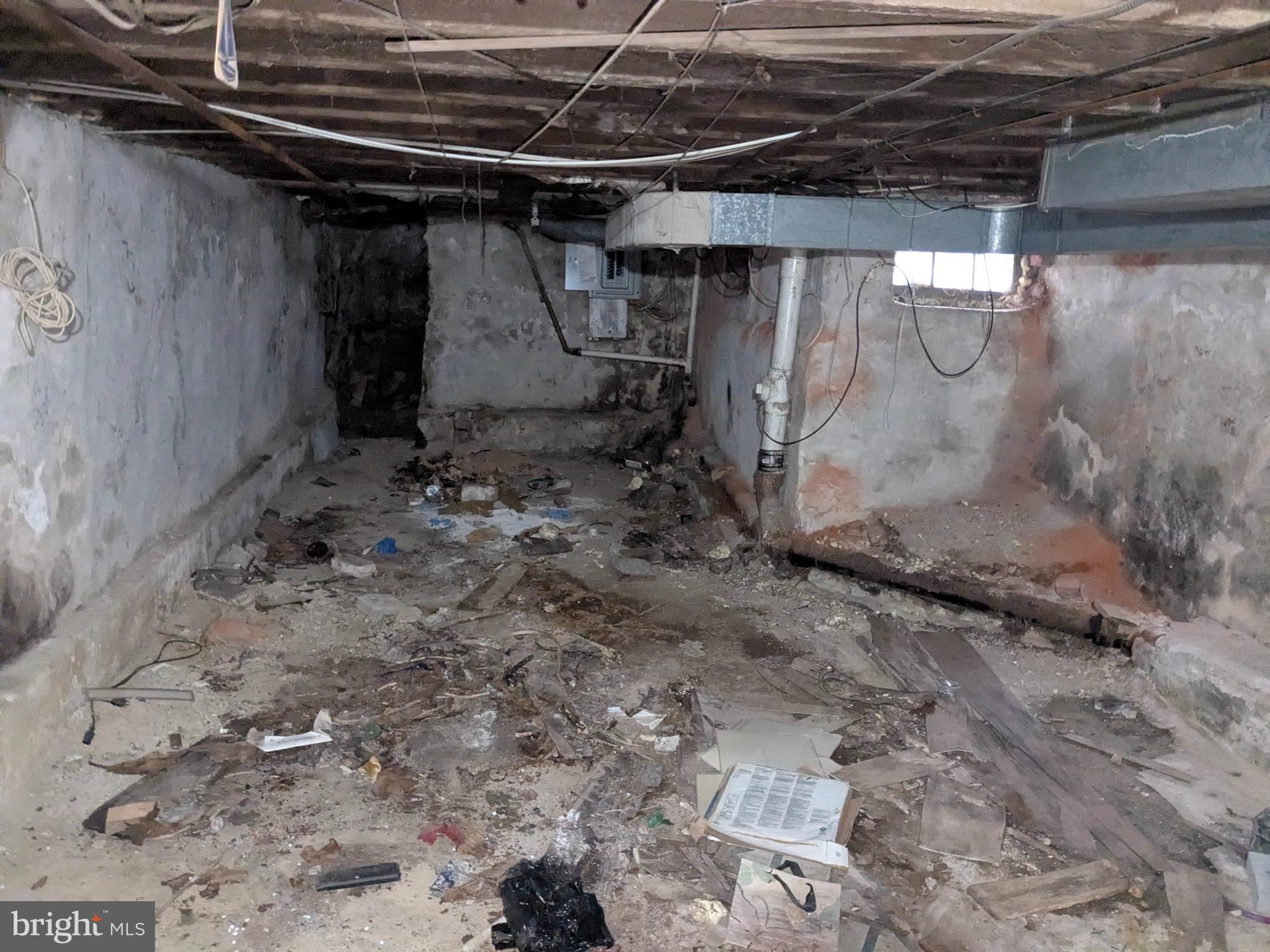 PHILADELPHIA (WEST) - Residential